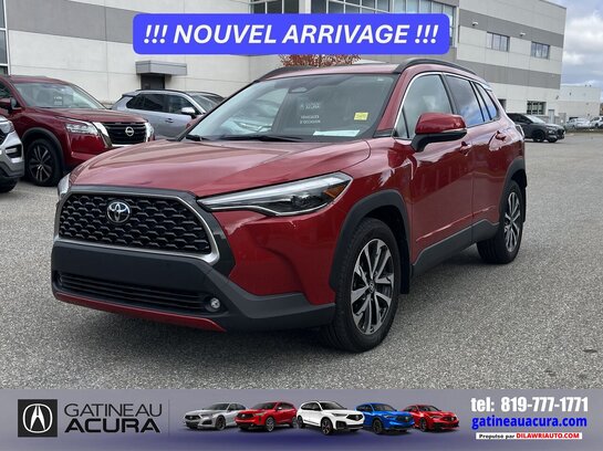 TOYOTA COROLLA CROSS XLE AWD ***CLEAN CARFAX + TOIT + CUIR *** 2023 Rouge