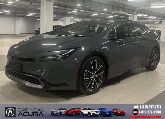 Toyota Prius Limited AWD *** CLEAN CARFAX + CUIR +TOIT + BAS KILOMÉTRAGE*** 2023 Gray