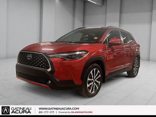 TOYOTA COROLLA CROSS XLE AWD ***CLEAN CARFAX + TOIT + CUIR *** 2023 Rouge